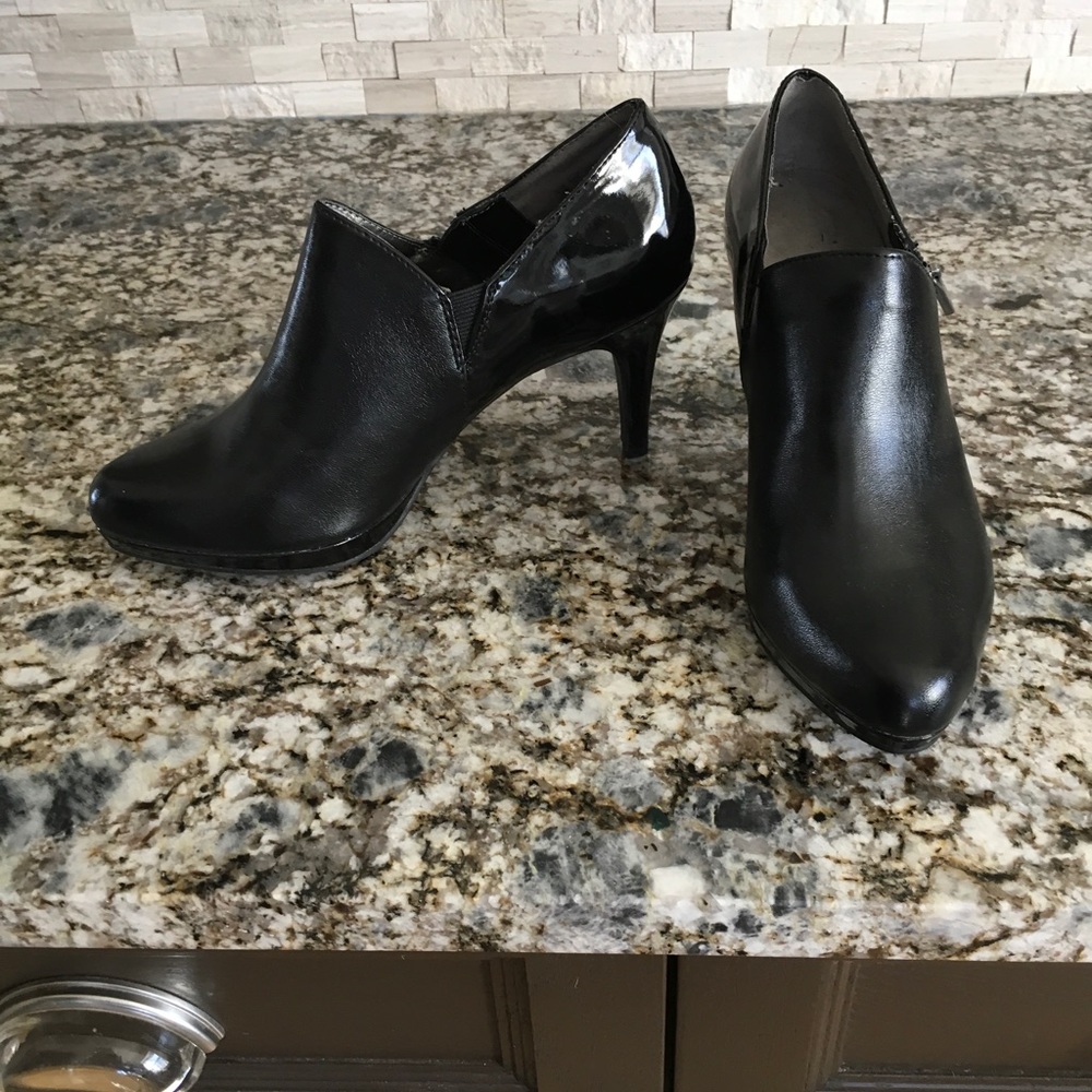 Booties - Picture 3 of 4